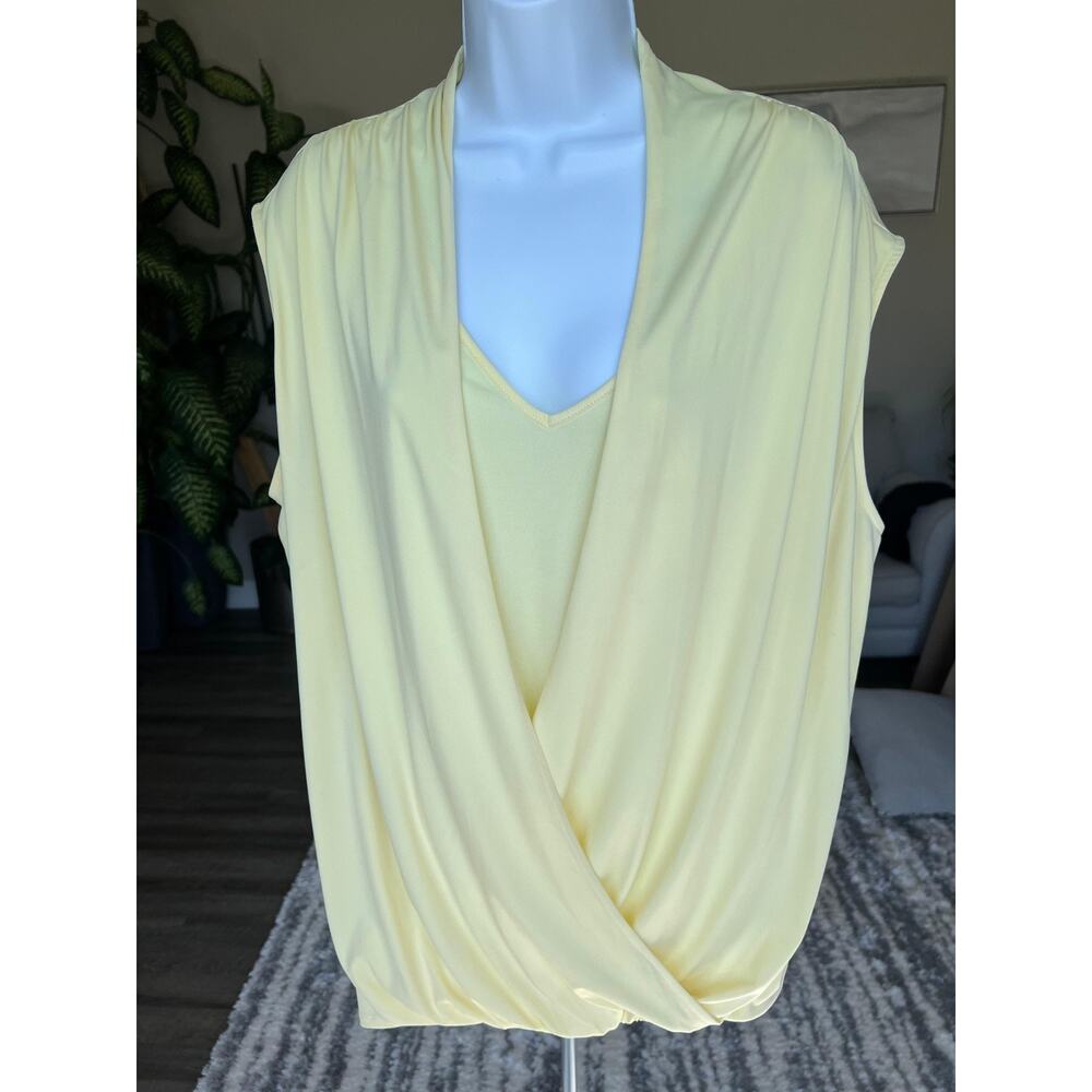NEW YORK & COMPANY - Women's Yellow Flowy Layered Sleeveless Blouse Size XL #512